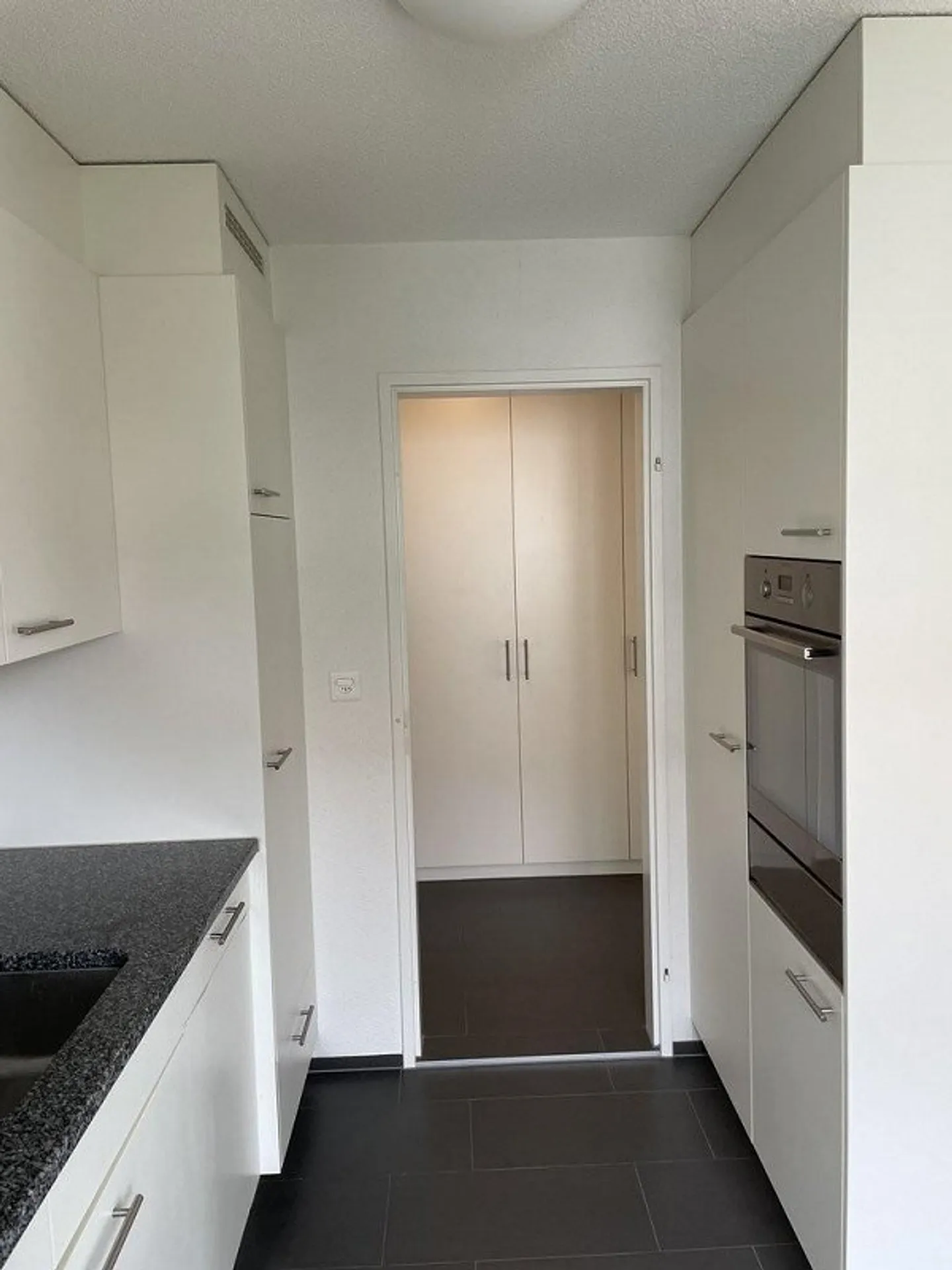 APPARTAMENTO RISTRUTTURATO CON 4 STANZE A SCHLIERN - Foto 5 di 11