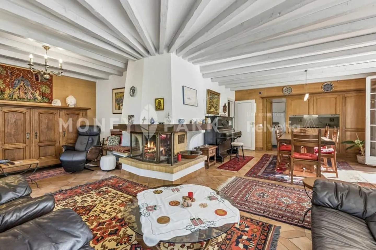 Exclusive: Magnificent individual villa with large garden - Photo 2 of 6