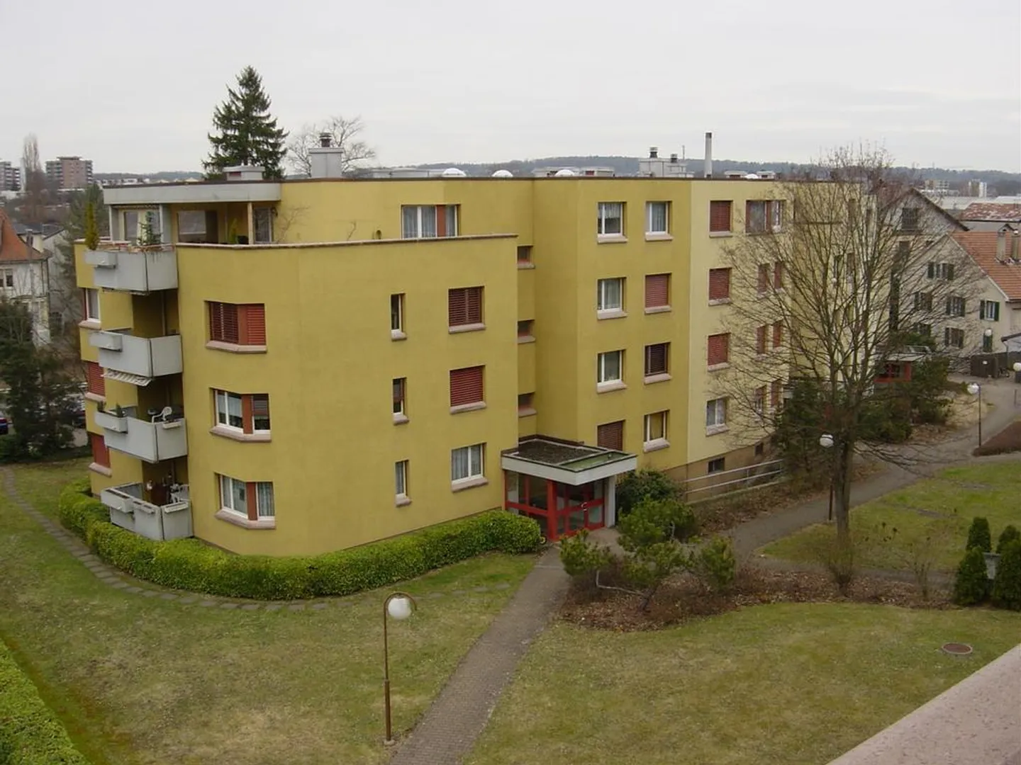 Modernes Apartment mit Balkon - Foto 9 von 9