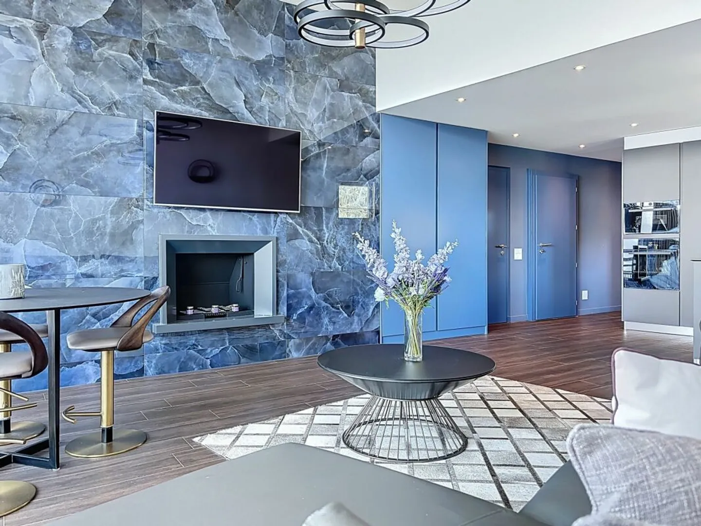 Luxuswohnungen in Crans-Montana - Foto 2 von 11