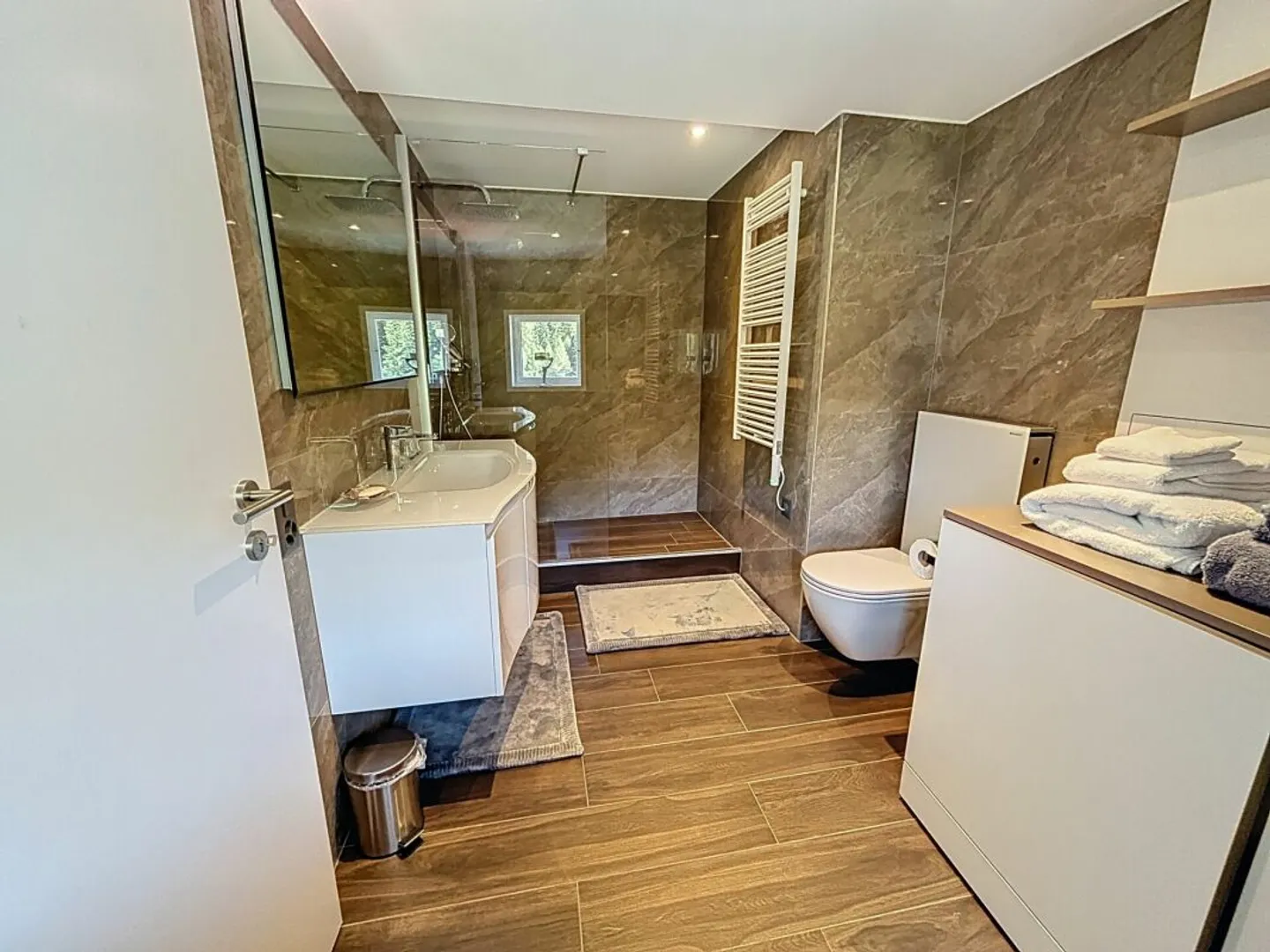 Luxuswohnungen in Crans-Montana - Foto 5 von 11