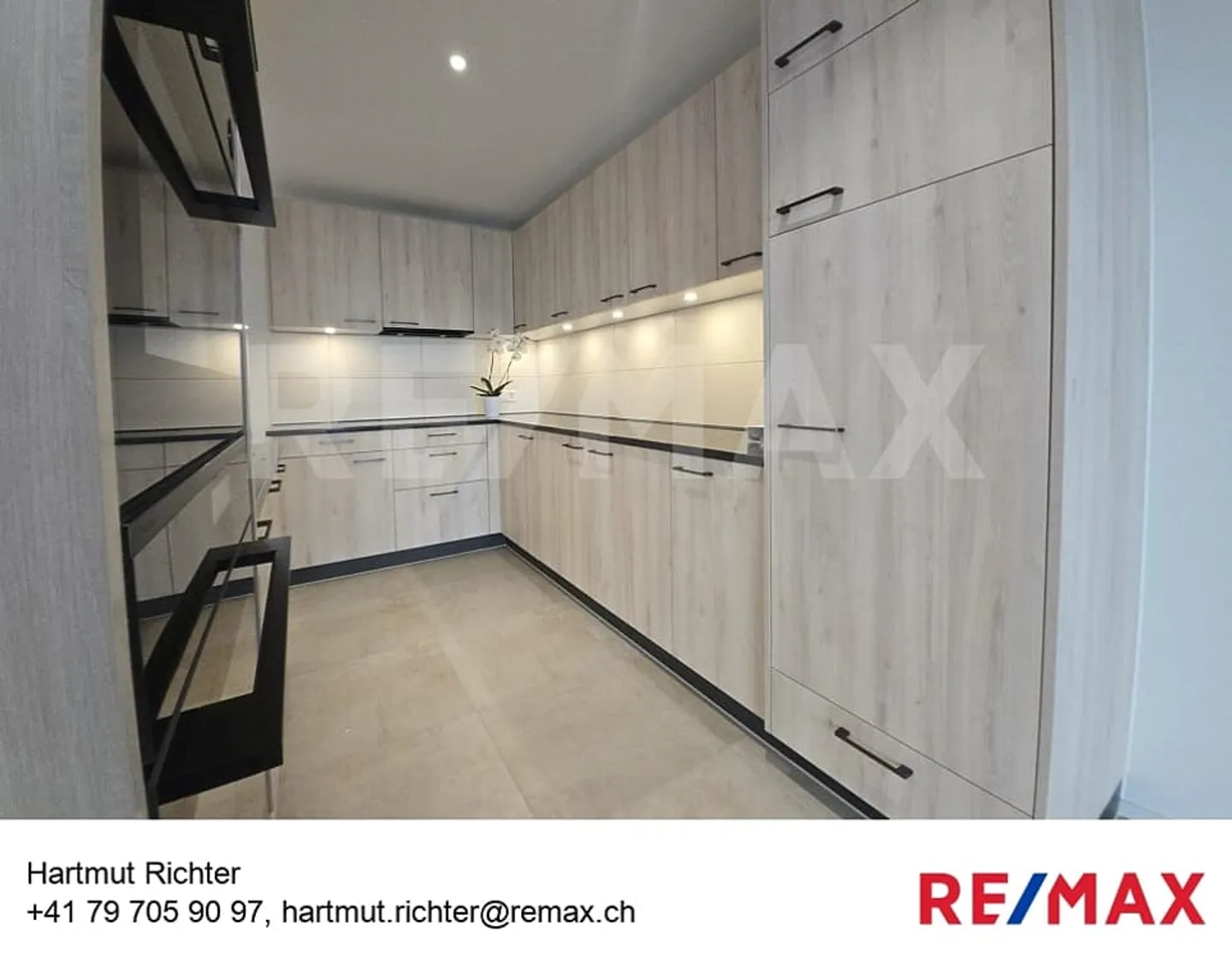 Prima locazione: Magnifico appartamento nuovo di 4,5 stanze con giardino privato! - Foto 1 di 11