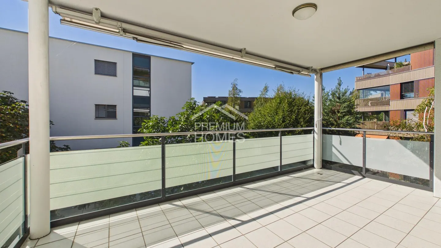 Charming Apartment with Terrace - Photo 10 of 11