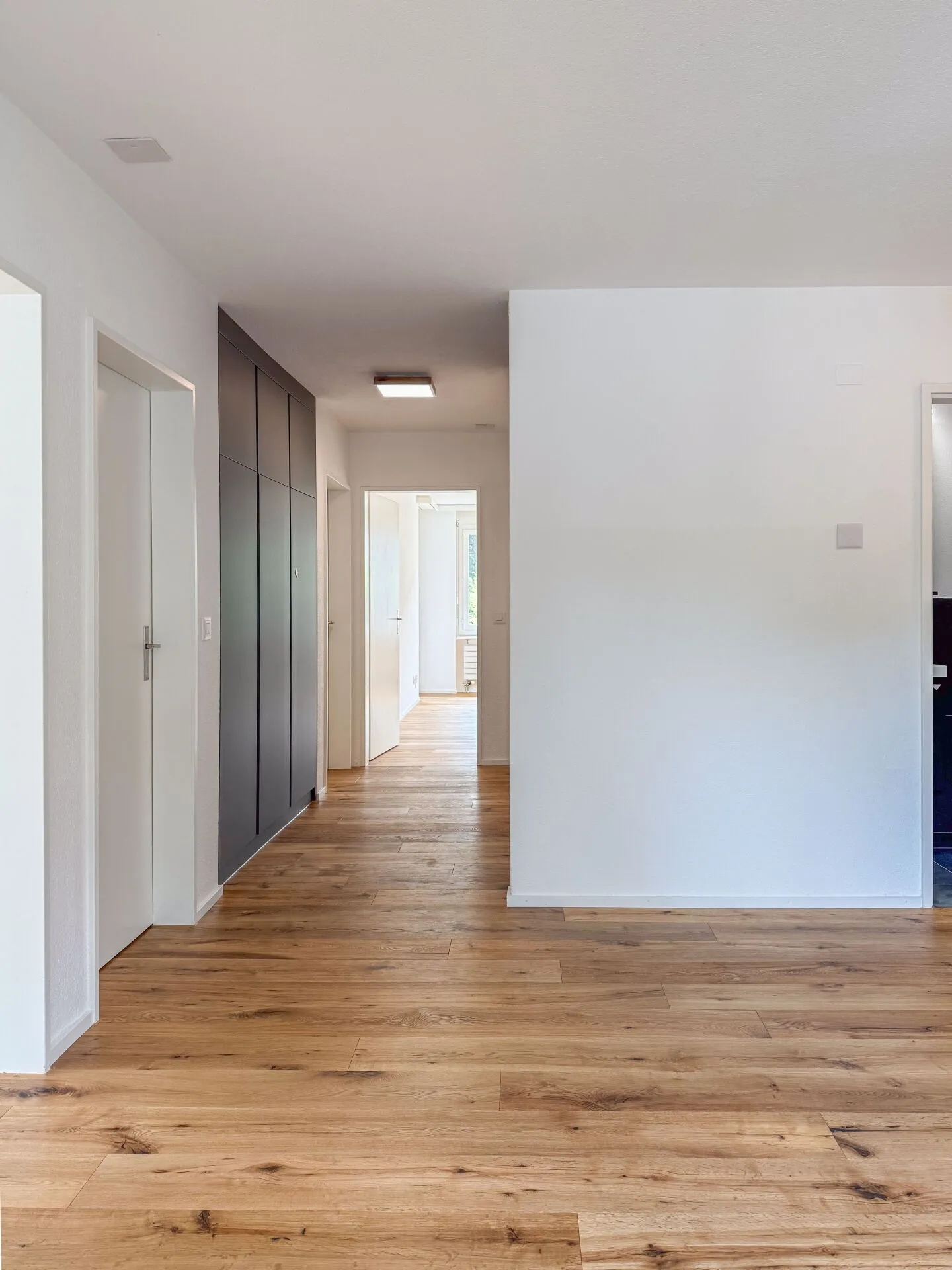Nuovo comfort abitativo nel verde - Appartamento di 4,5 stanze con potenziale - Foto 7 di 14