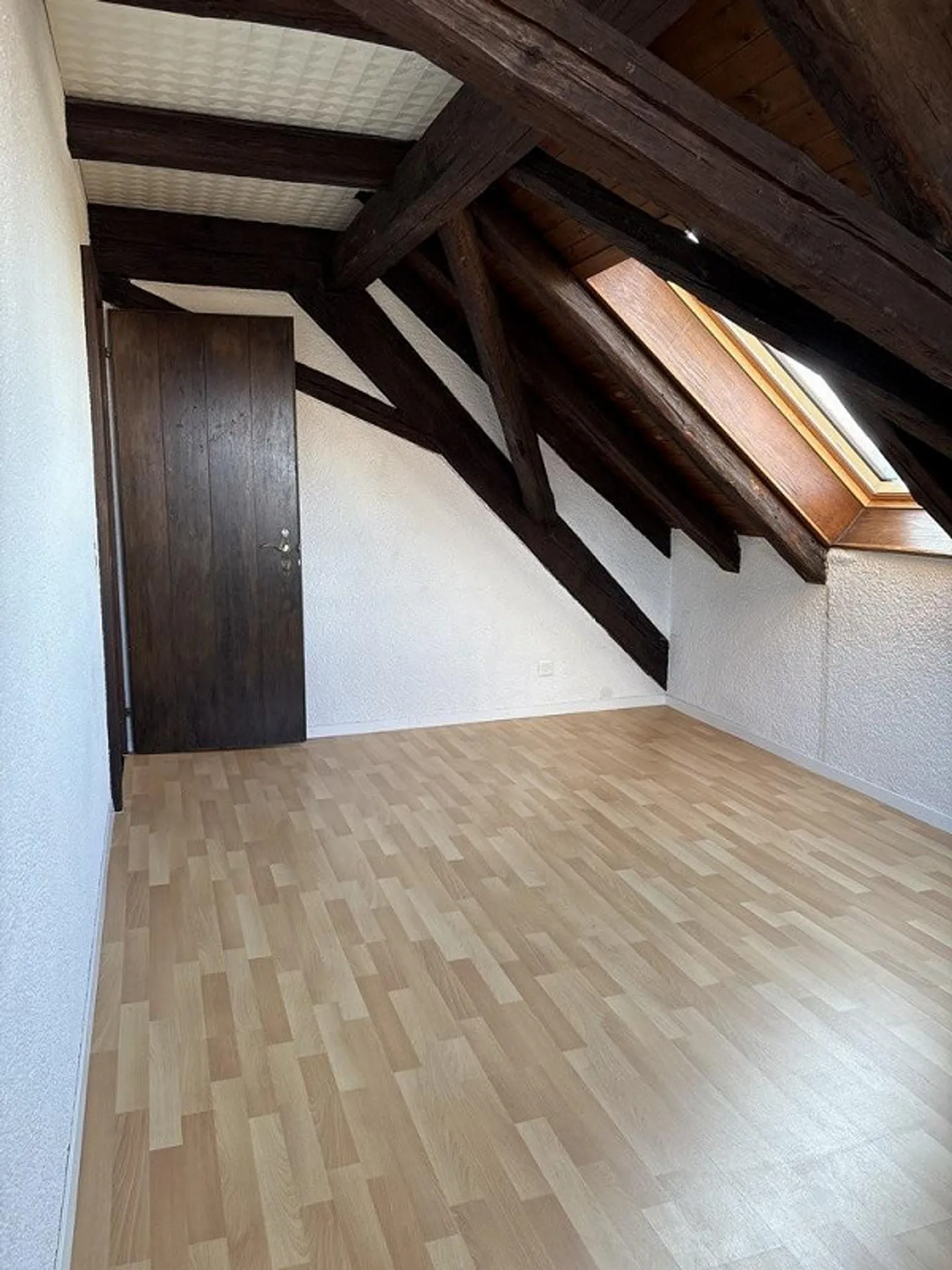 Charming Apartment with Garden - Photo 8 of 11