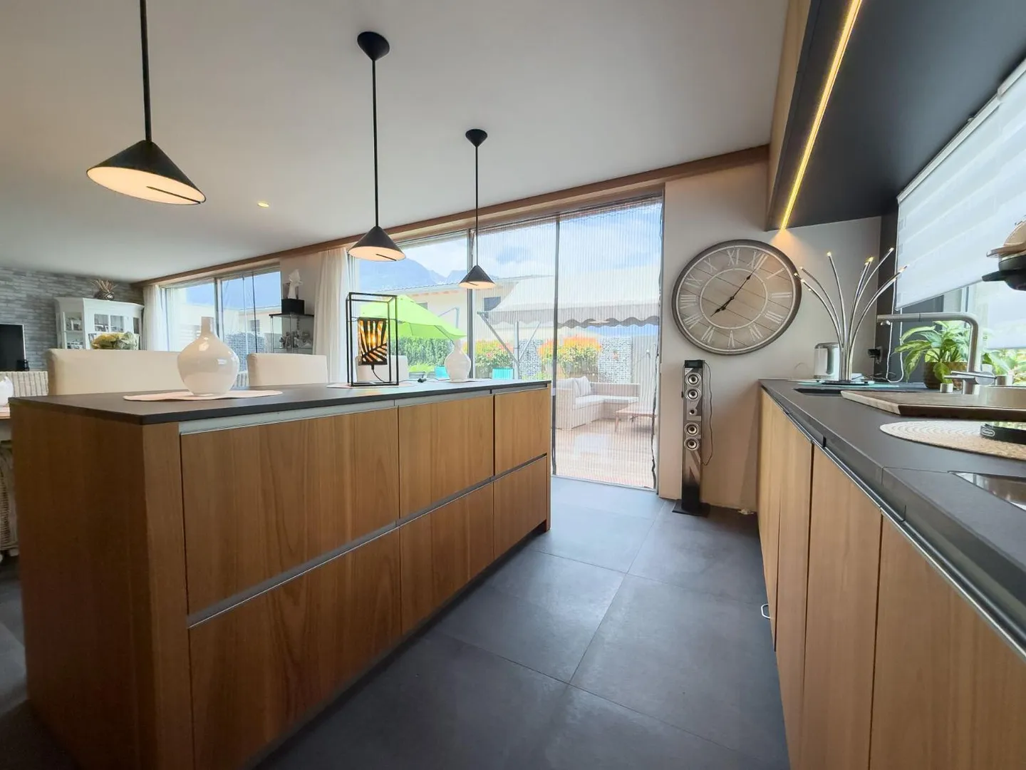 Maison contemporaine élégante - Photo 4 sur 13