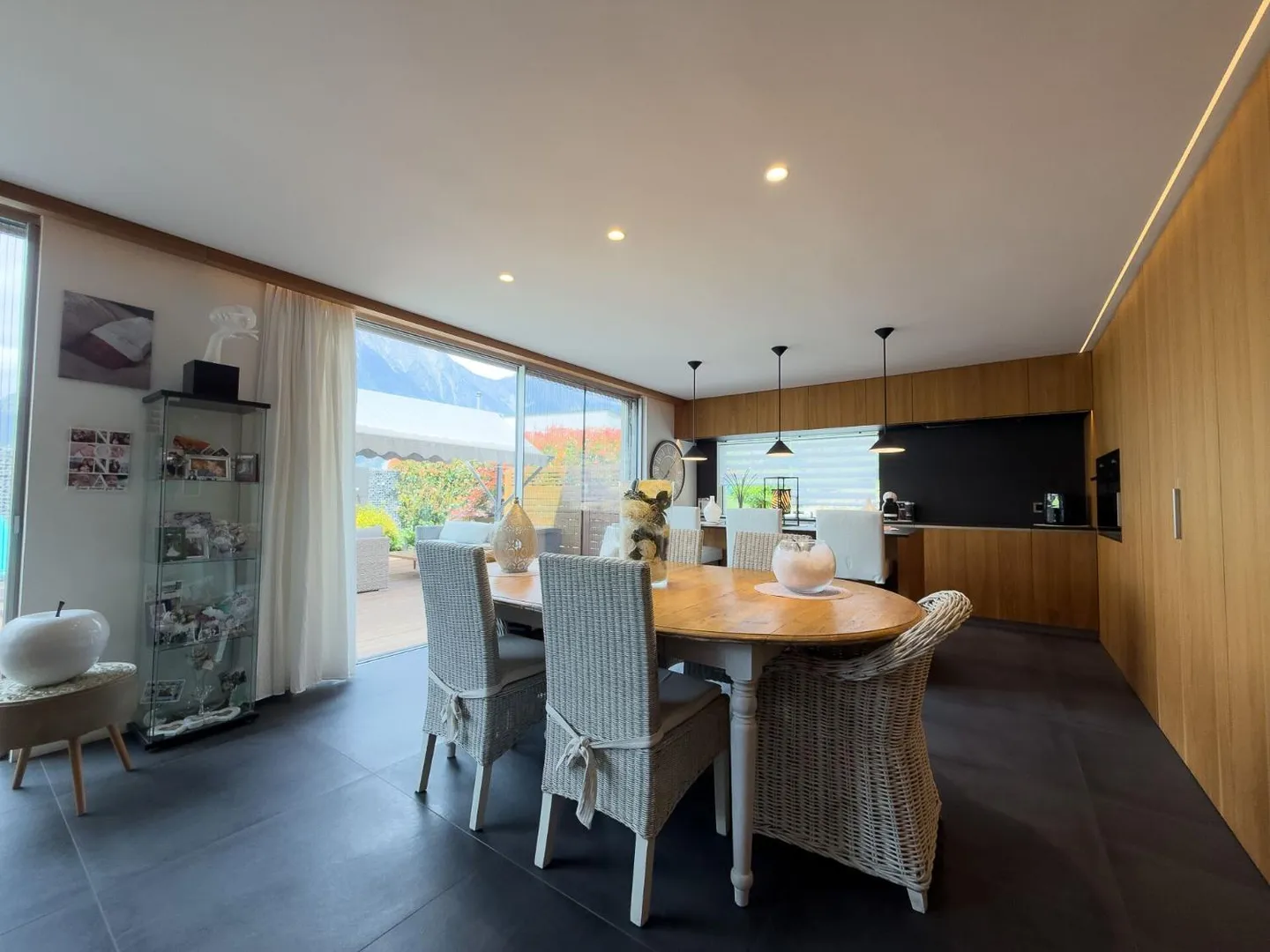 Maison contemporaine élégante - Photo 3 sur 13