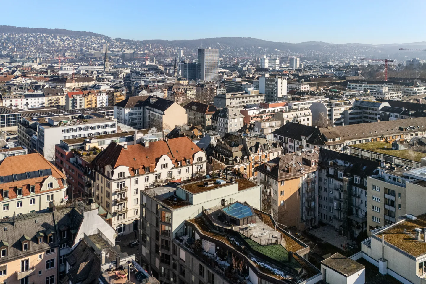 Unique Opportunity: Generous Commercial Space in the Heart of Wiedikon - Photo 23 of 25