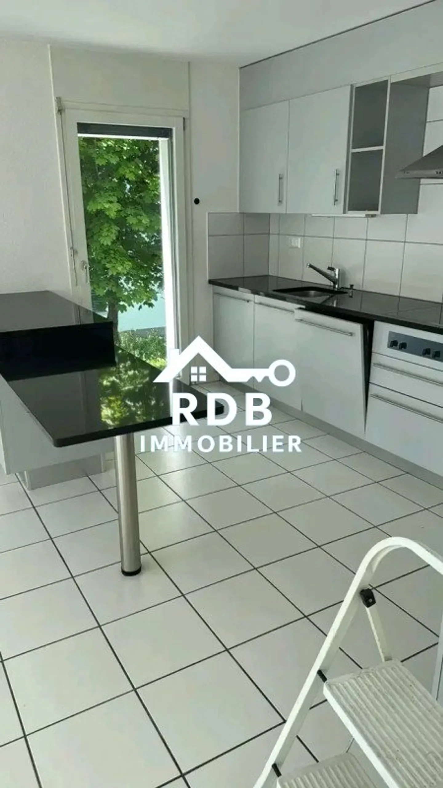 4,5-Zimmer-Wohnung zur Miete in Lausanne (Erdgeschoss) - Foto 2 von 11