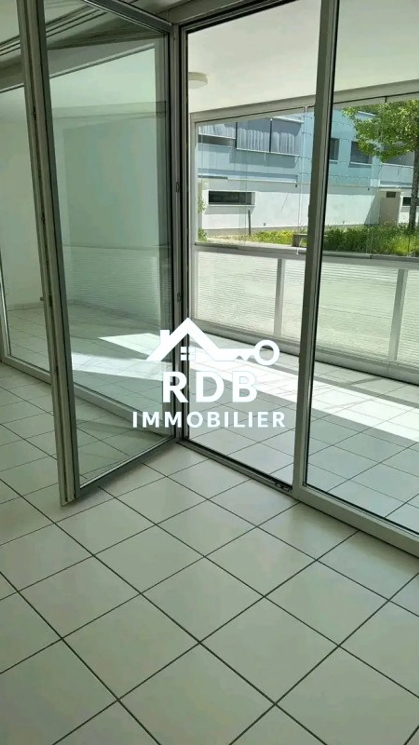 4,5-Zimmer-Wohnung zur Miete in Lausanne (Erdgeschoss) - Foto 8 von 11