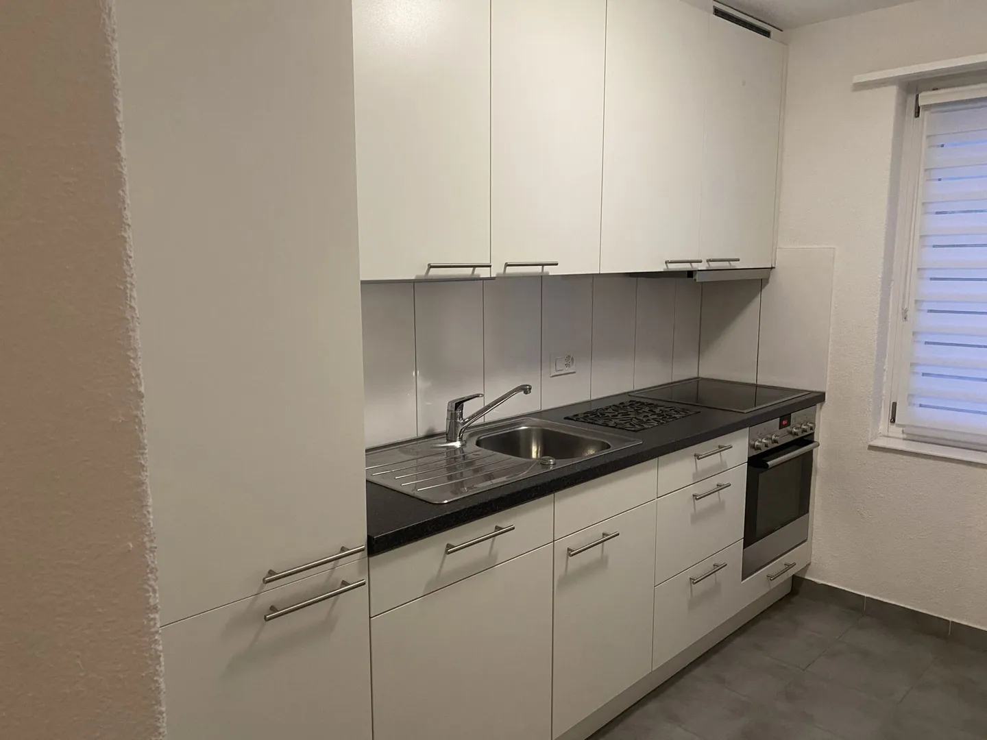large 4-room apartment - Photo 1 of 11