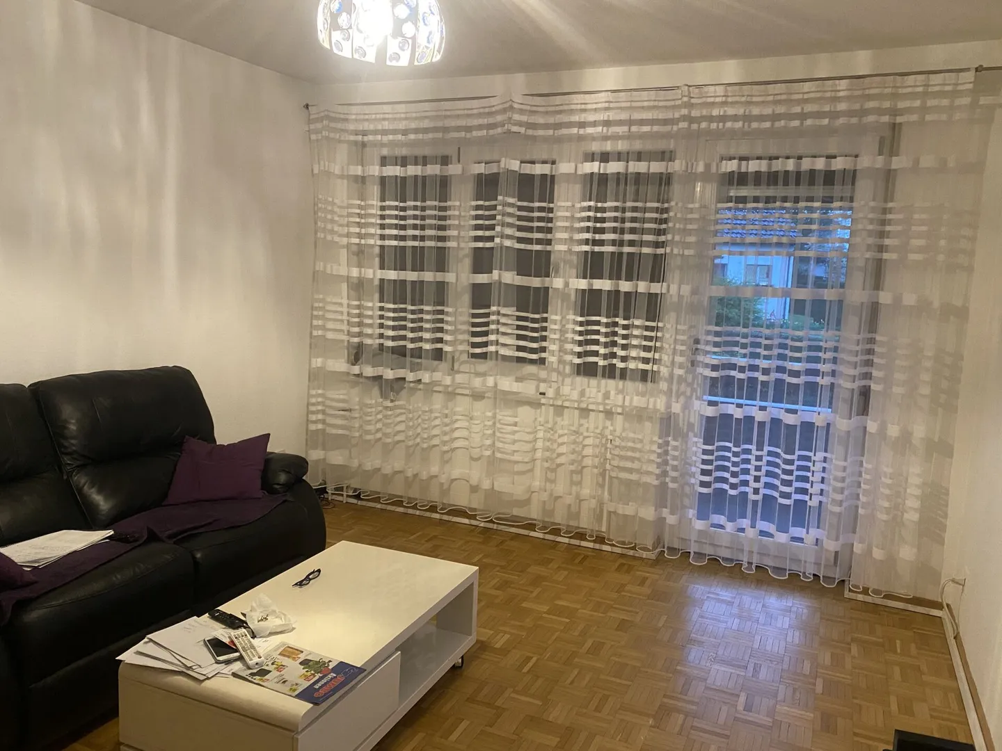 large 4-room apartment - Photo 7 of 11