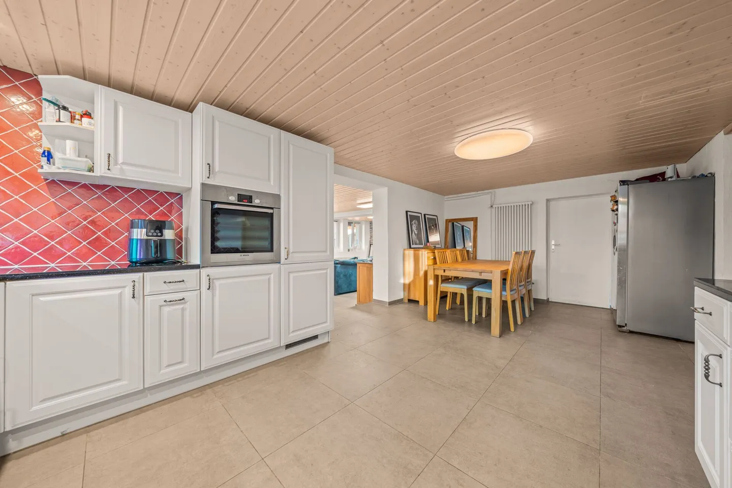 Spacious duplex fully renovated with large outdoor terrace - Photo 3 of 9