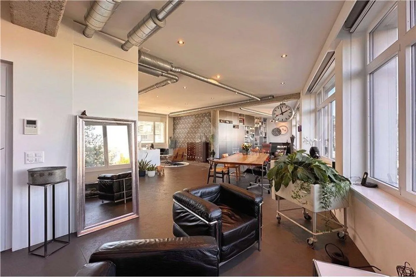 Exclusive Loft Apartment - Directly on the Aare - Photo 1 of 13