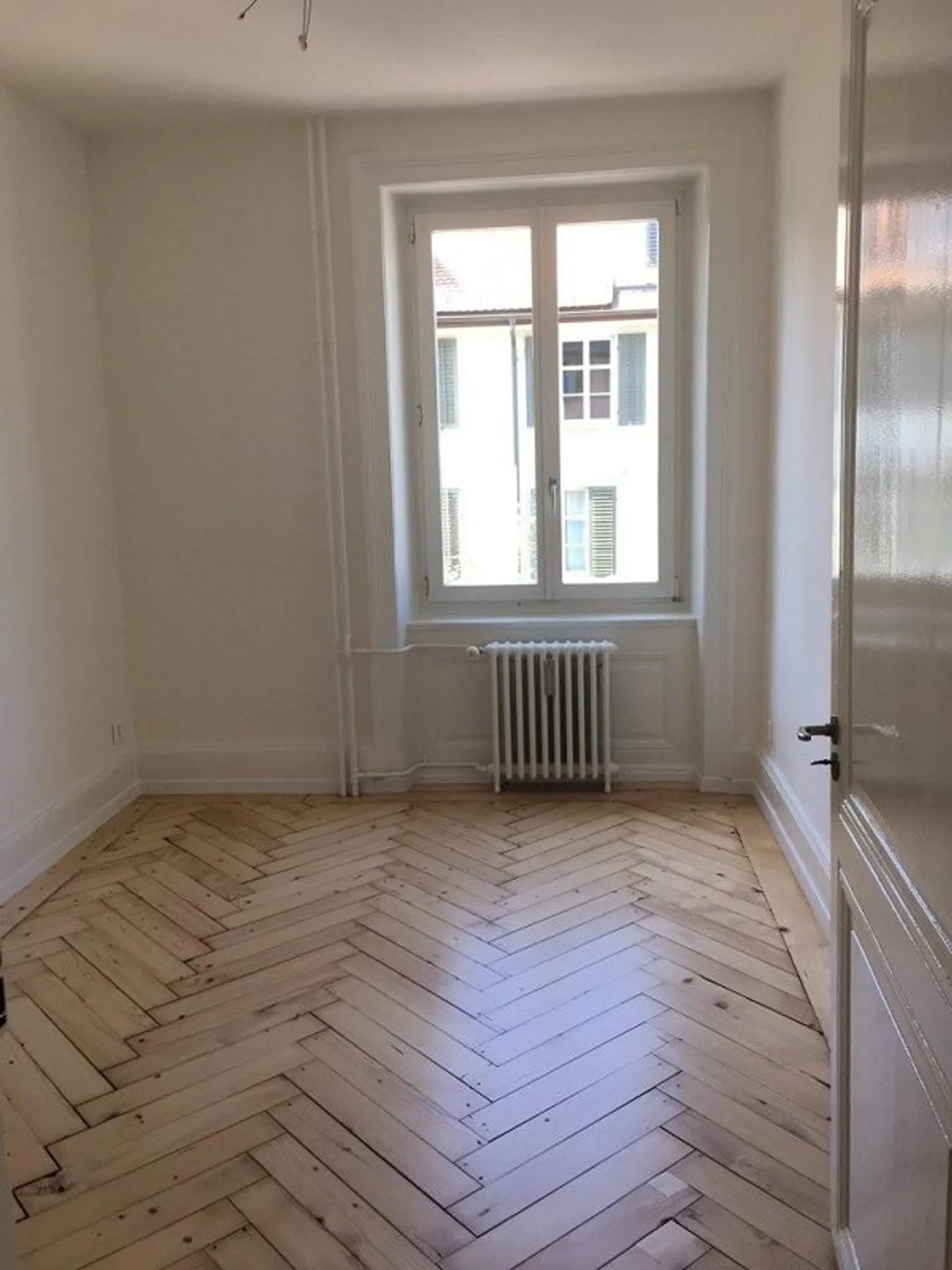 Affordable Apartment Near City Center - Photo 3 of 5