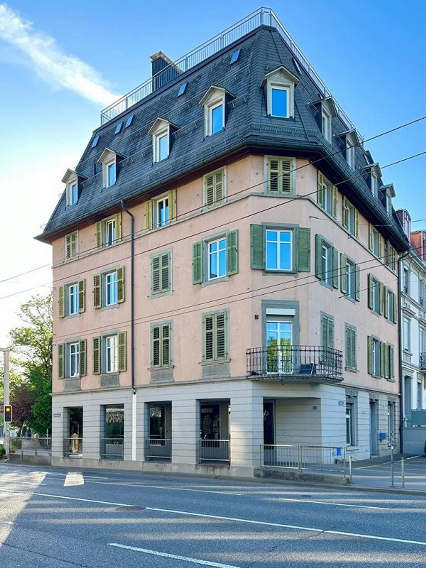 Affordable Apartment Near City Center - Photo 1 of 5