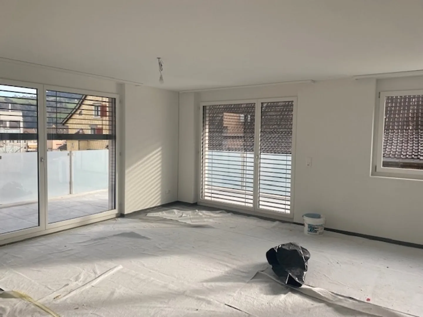 Moderno appartamento di 5 stanze al piano superiore (standard di proprietà) - Foto 6 di 12