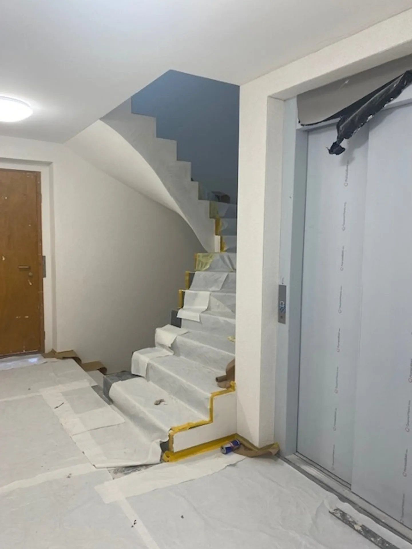 Moderno appartamento di 5 stanze al piano superiore (standard di proprietà) - Foto 11 di 12