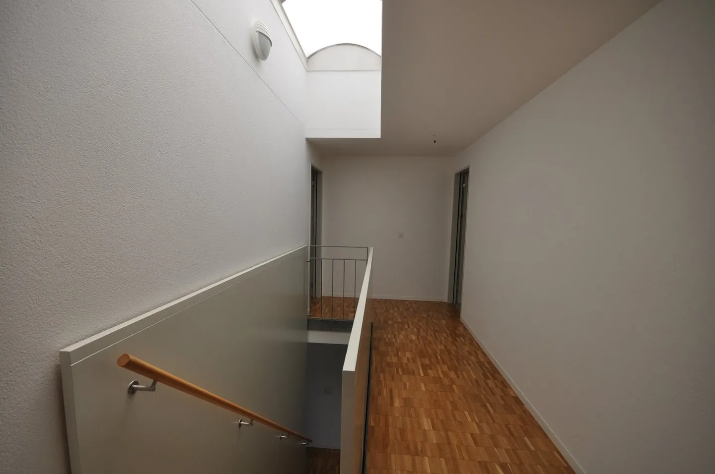 Appartamento con 4,5 stanze all'ultimo piano - Foto 6 di 9