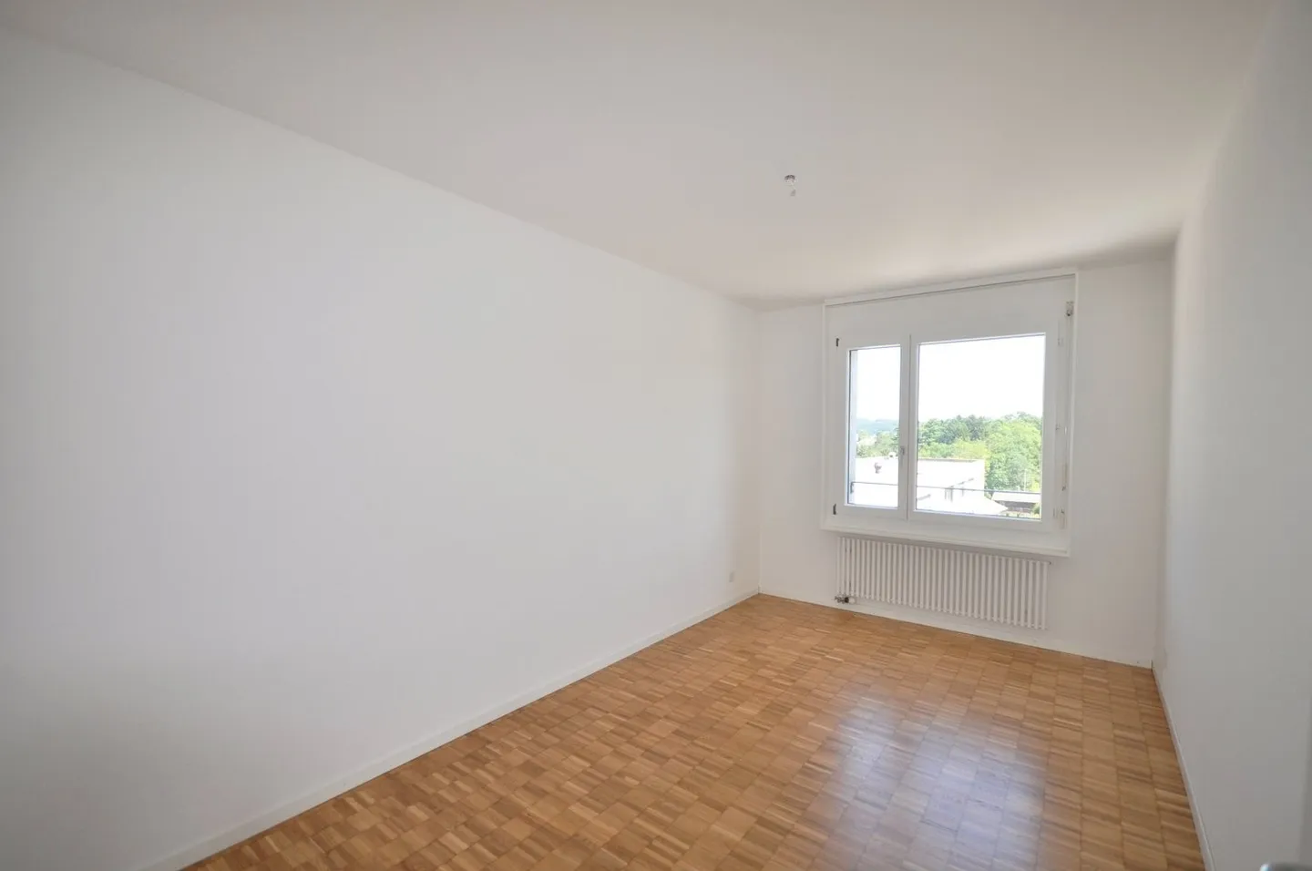Appartamento con 4,5 stanze all'ultimo piano - Foto 8 di 9
