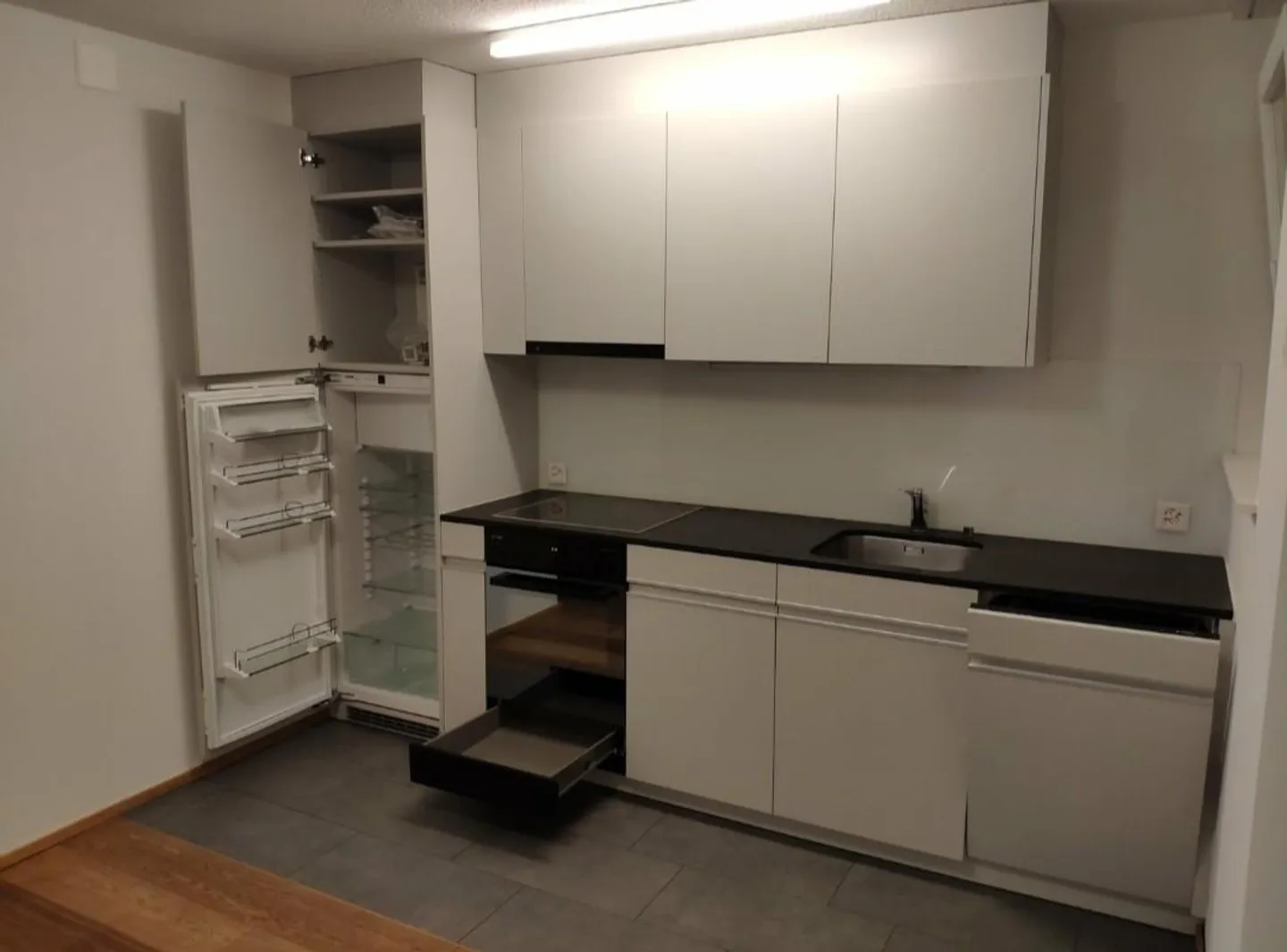 Cozy 3-room apartment incl. outdoor parking space - Photo 4 of 6