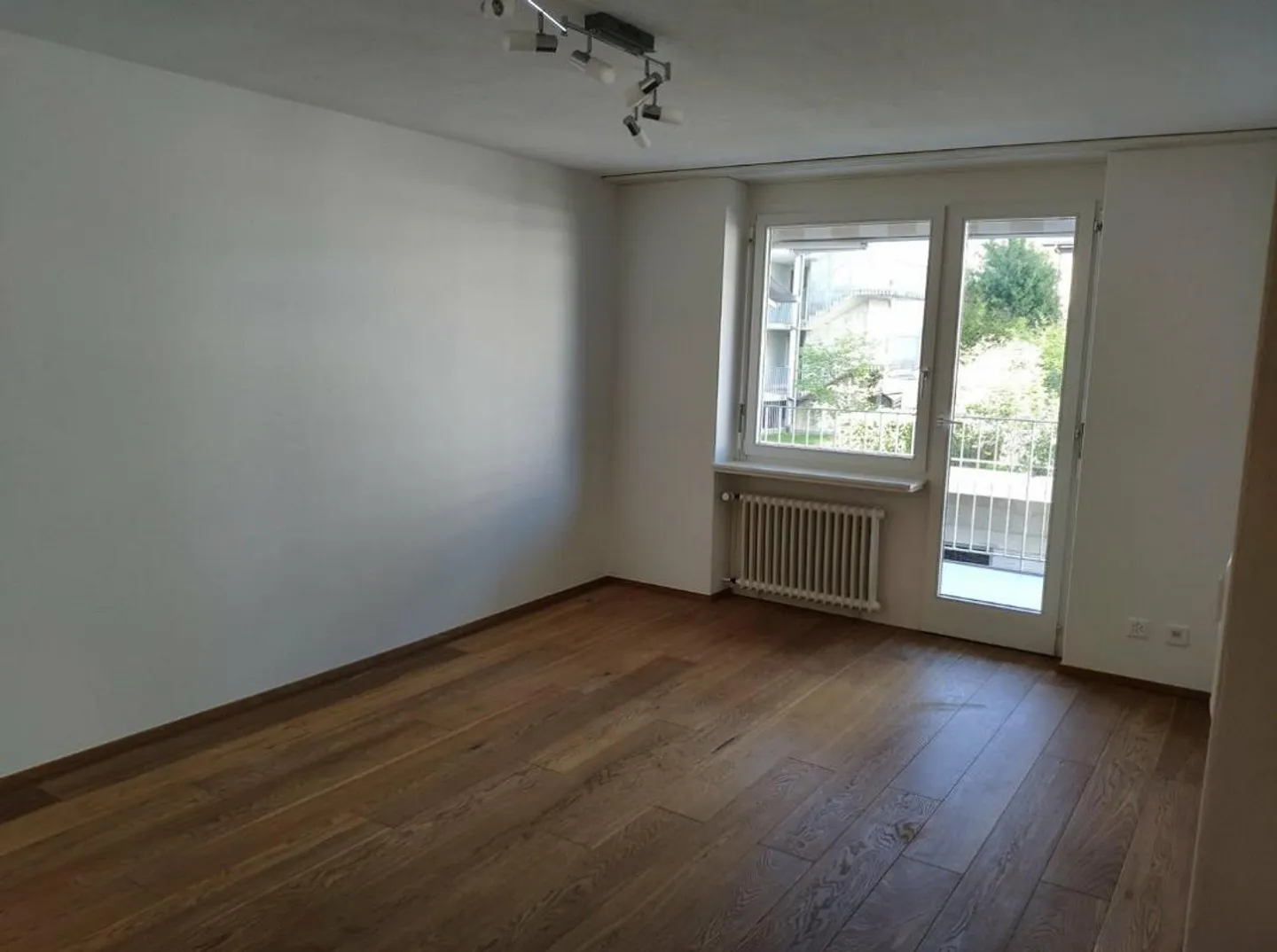 Cozy 3-room apartment incl. outdoor parking space - Photo 2 of 6