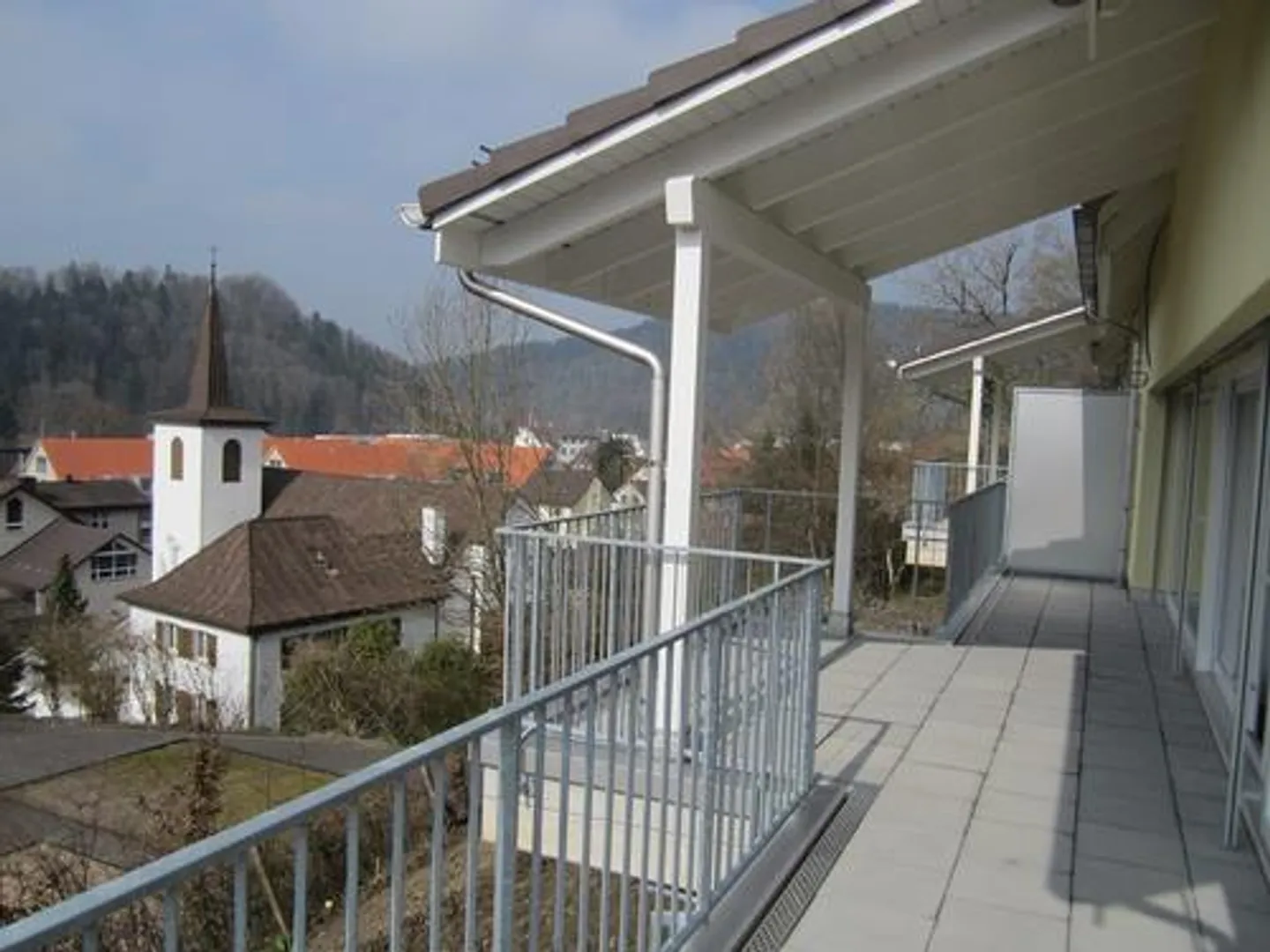 Casa bifamiliare moderna a Turbenthal - Foto 7 di 11