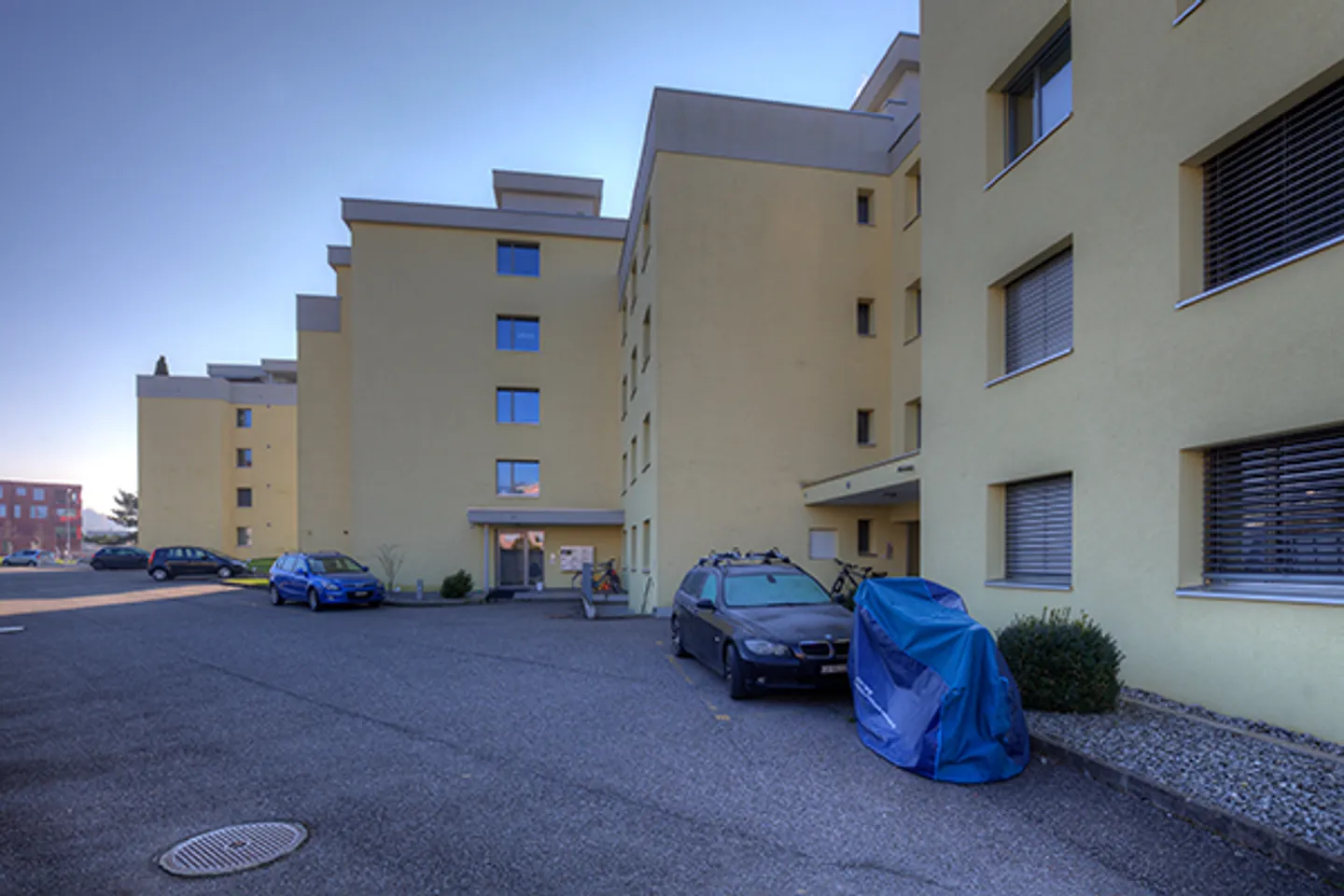 Praktischer Parkplatz - Foto 1 von 1