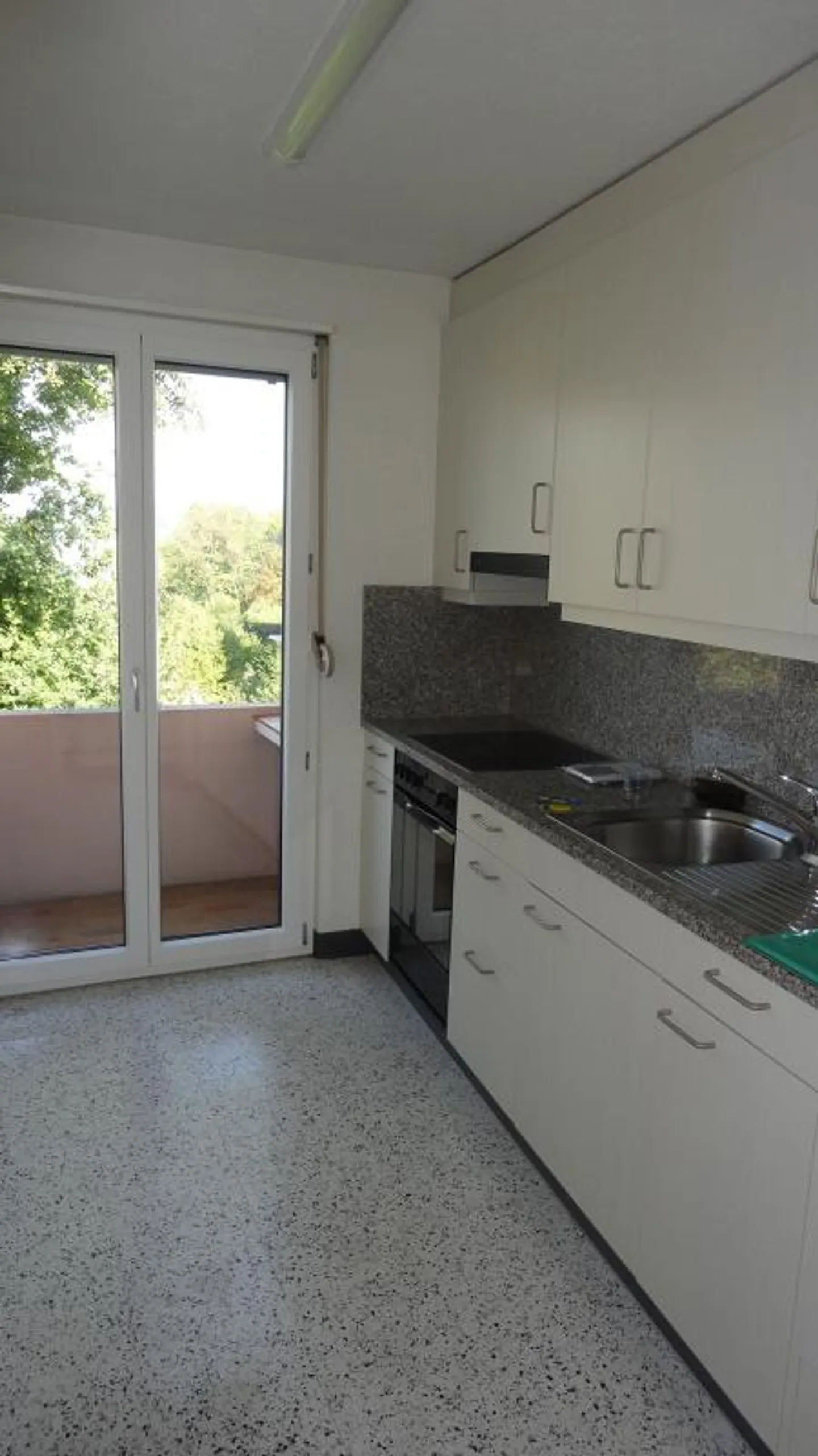 Appartamento affascinante con 3 camere in una posizione privilegiata - Foto 1 di 7