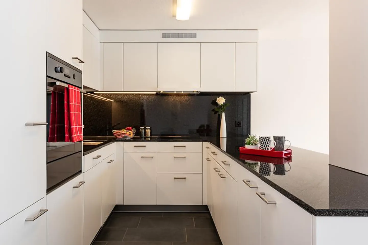 Modern Living in Bronschhofen! - Photo 4 of 10