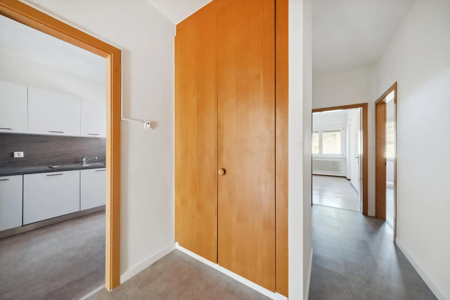 Zentrale und wirtschaftliche Wohnung - Foto 9 von 12