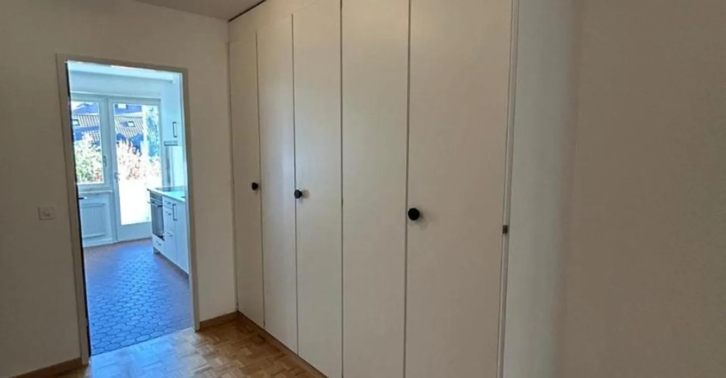 Attractive 3.5-room apartment with 2 balconies near Schützenmattpark - Photo 10 of 11