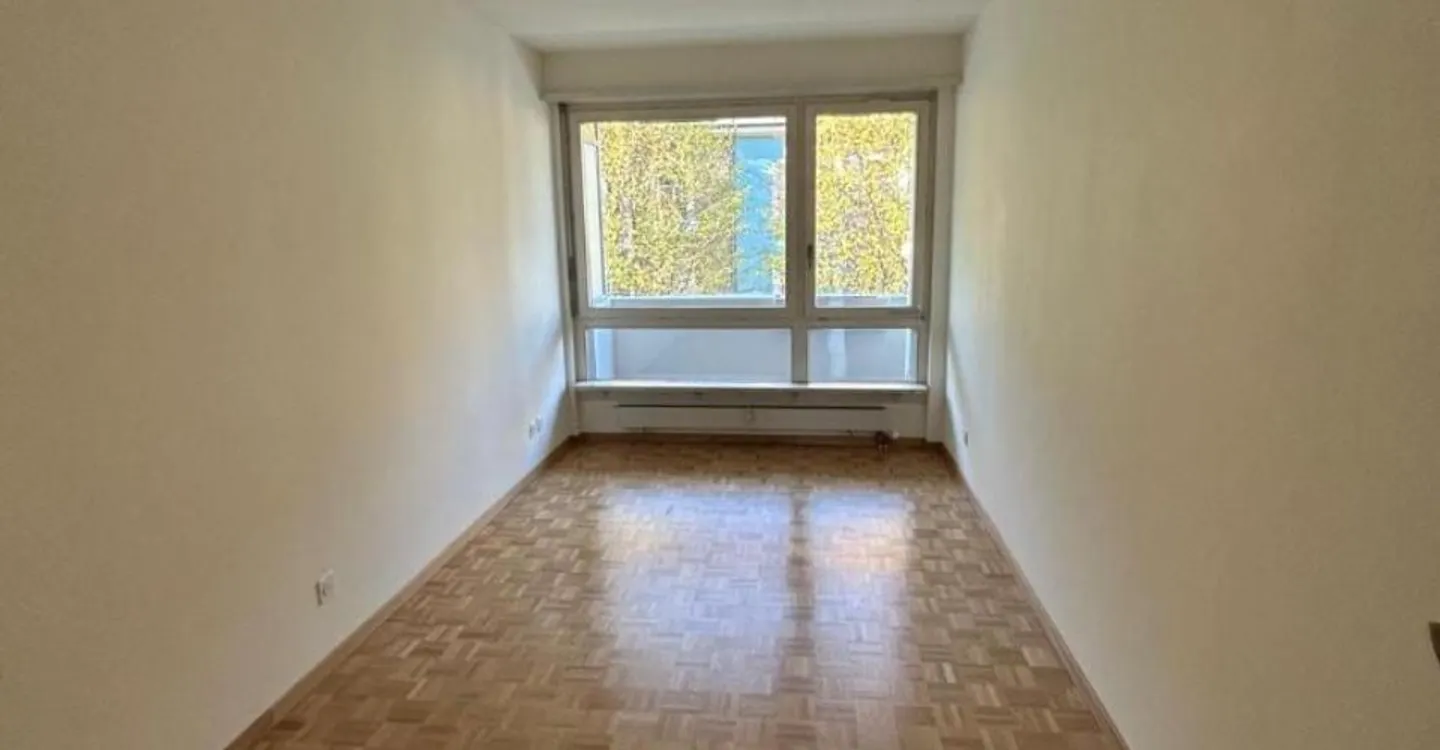 Attractive 3.5-room apartment with 2 balconies near Schützenmattpark - Photo 5 of 11