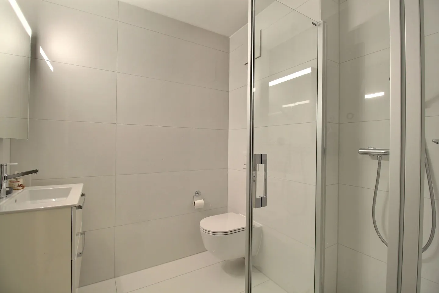 Luxe, espace et sérénité face au Moléson - Foto 37 di 45
