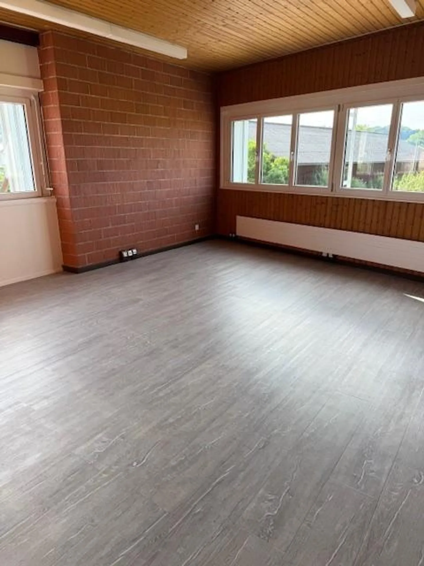 Office space in shared office - Photo 4 of 6