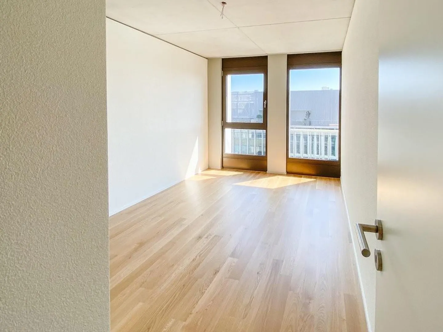 Belle, appartement moderne de 3,5 pièces à Wankdorf City avec vue ! - Photo 3 sur 7