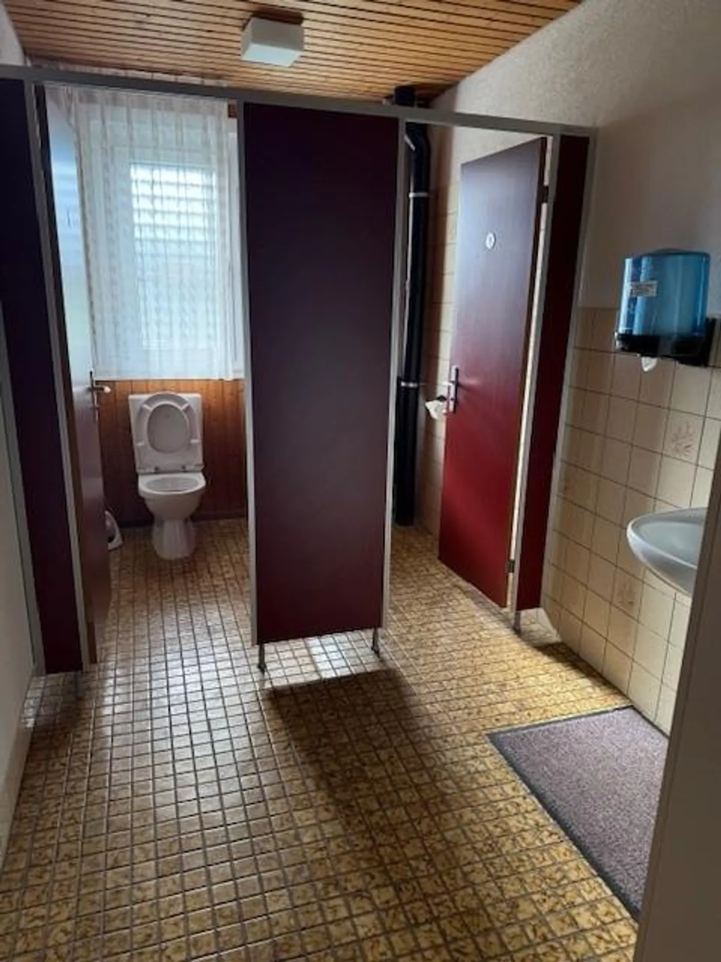 Office space in shared office - Photo 6 of 6