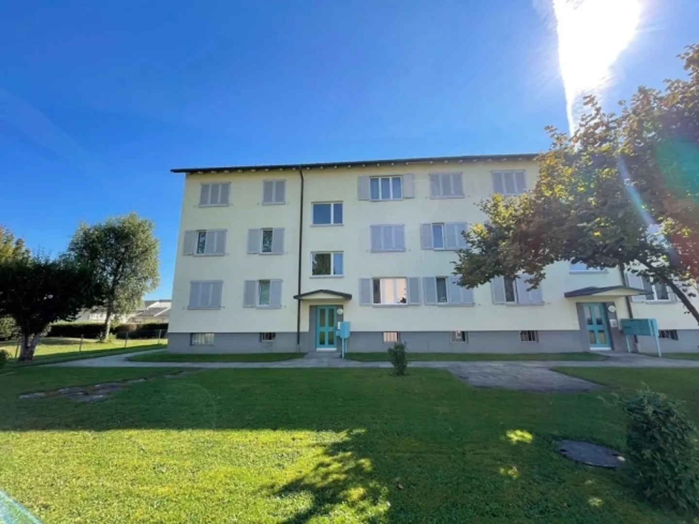 Cozy 2-room apartment with balcony - Photo 1 of 1