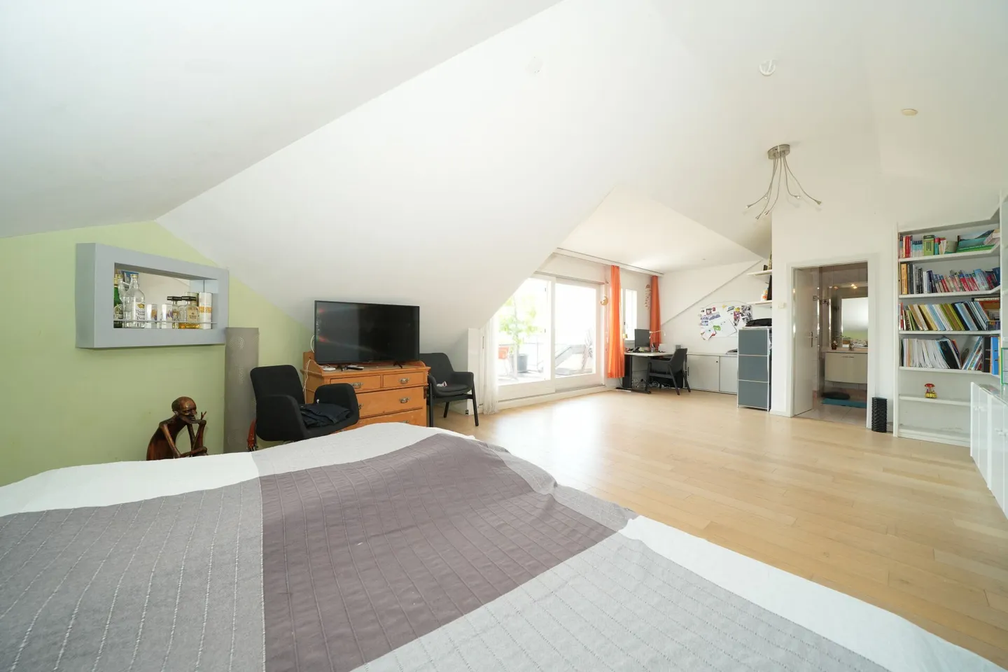 Maisonette da sogno in attico con vista sulle montagne e sul lago in posizione esclusiva - Foto 7 di 9