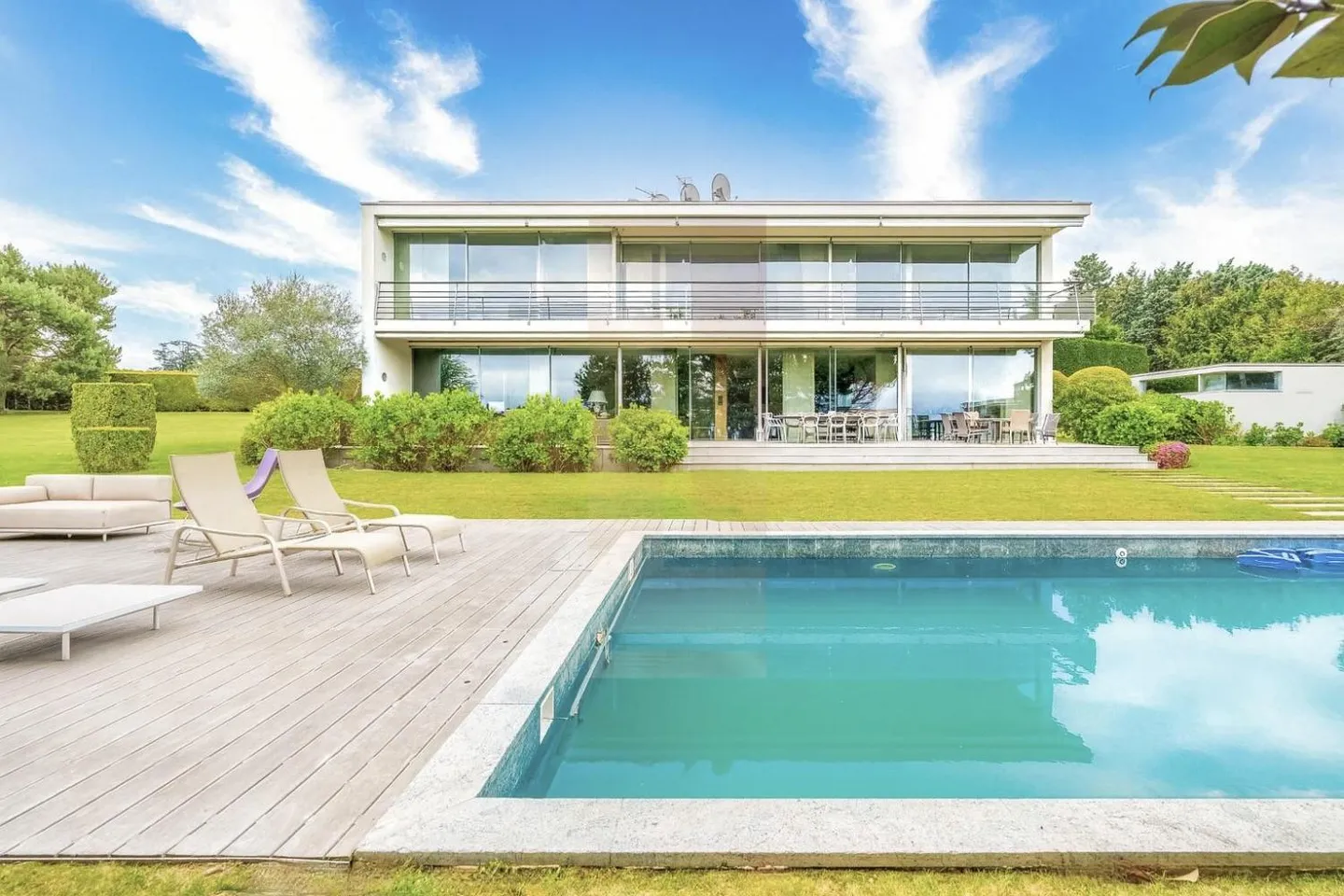 Casa di design a Cologny con piscina e vista lago - Foto 6 di 7