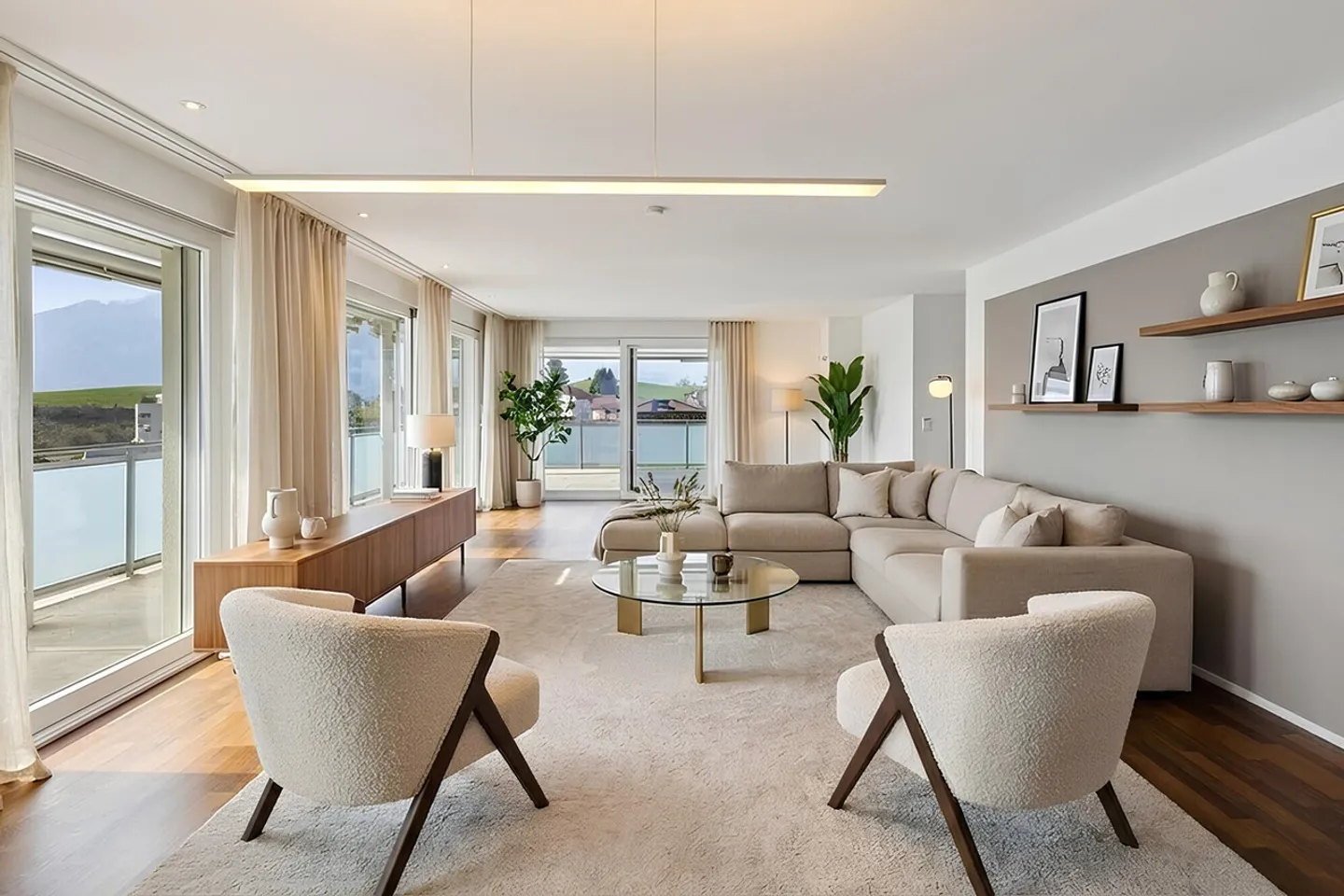 Stilvolles Apartment mit Panoramablick - Foto 1 von 9