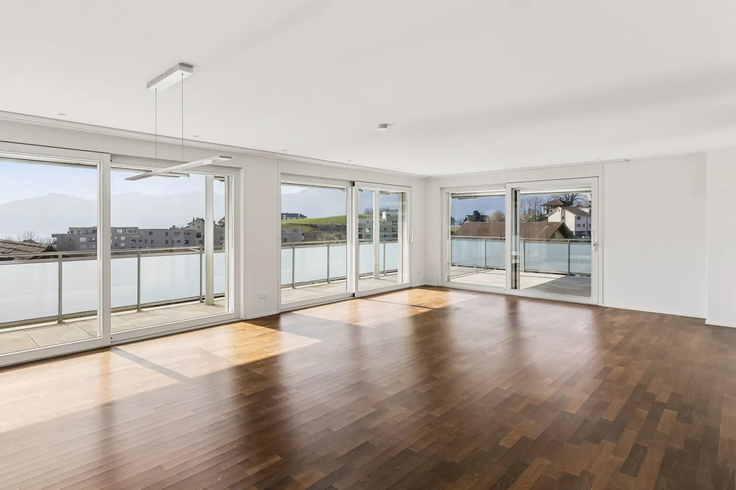 Stilvolles Apartment mit Panoramablick - Foto 3 von 9