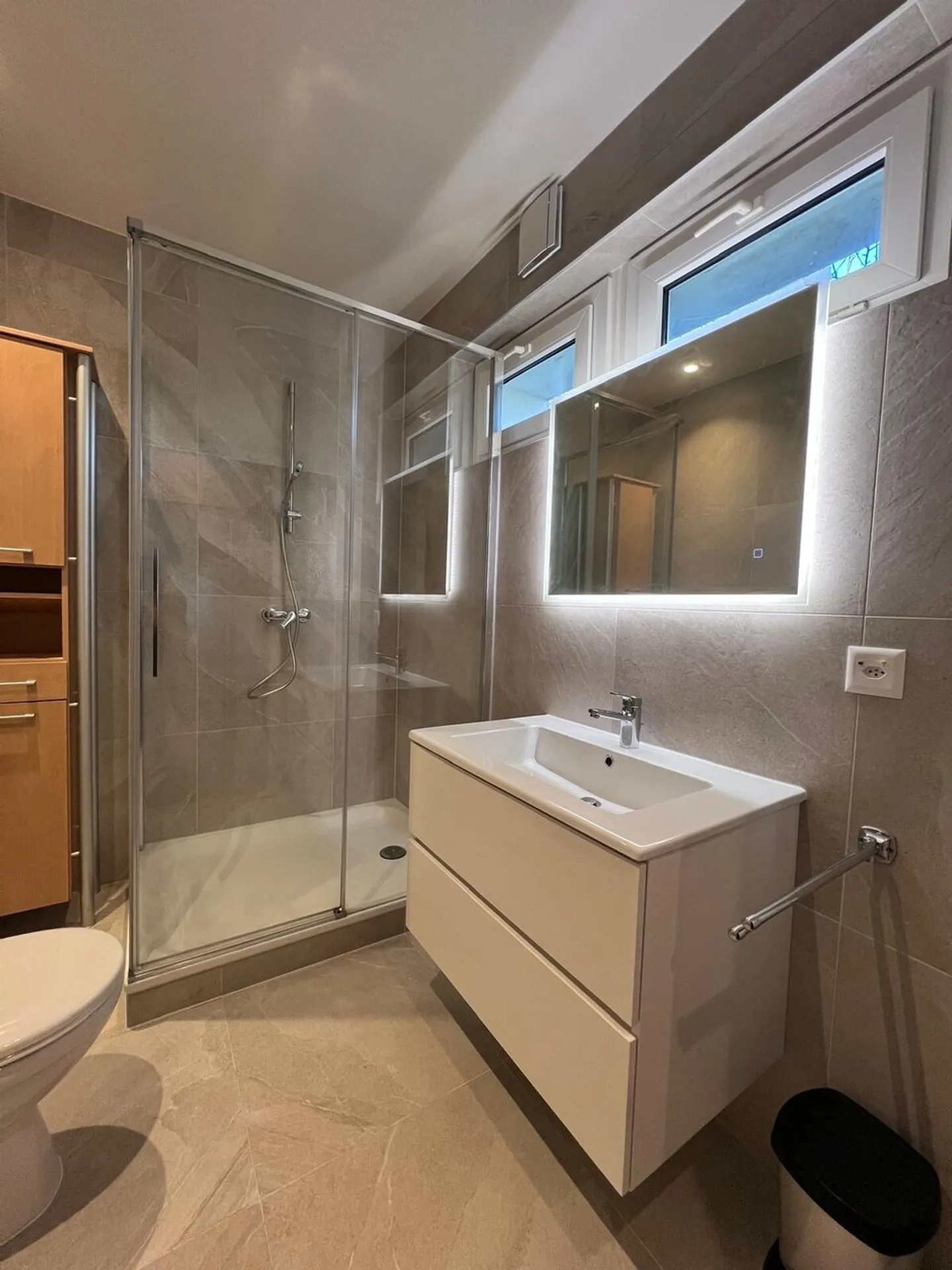 Magnificent individual villa nestled in a green setting - Photo 9 of 16