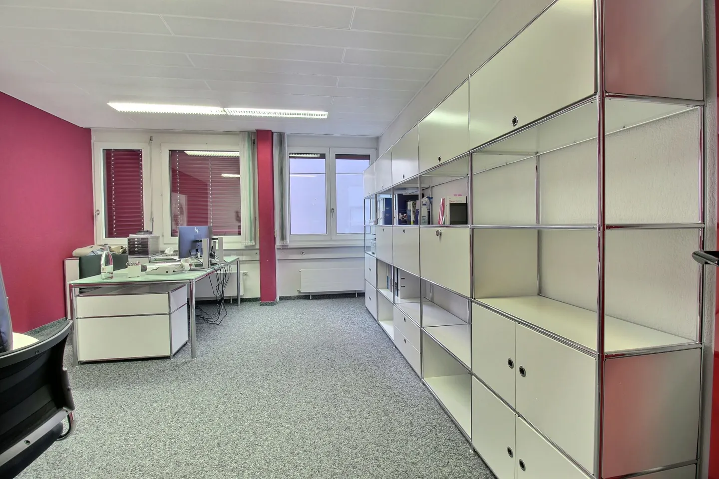 Offices with archives and parking spaces - Photo 2 of 22