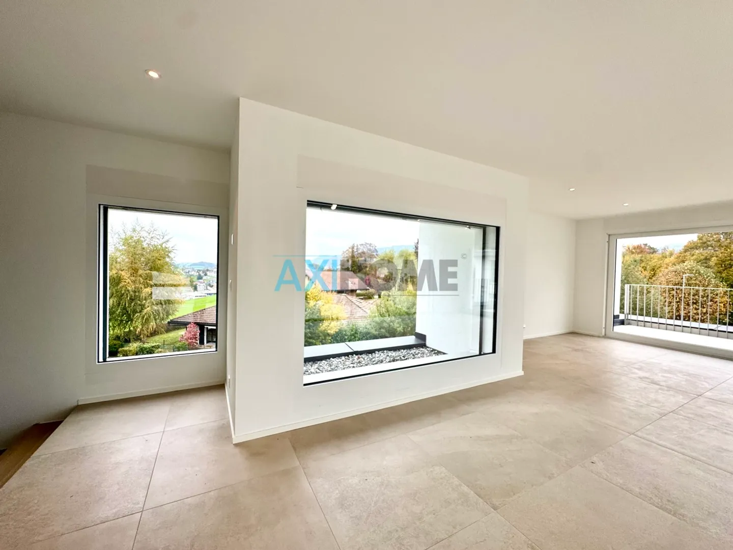 Moderne Villa mit Panoramablick - Foto 4 von 24