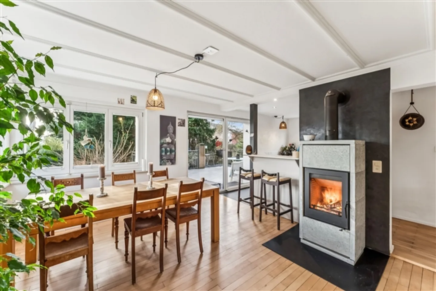 «Familientraum mit grossem Garten!» - Foto 5 von 13