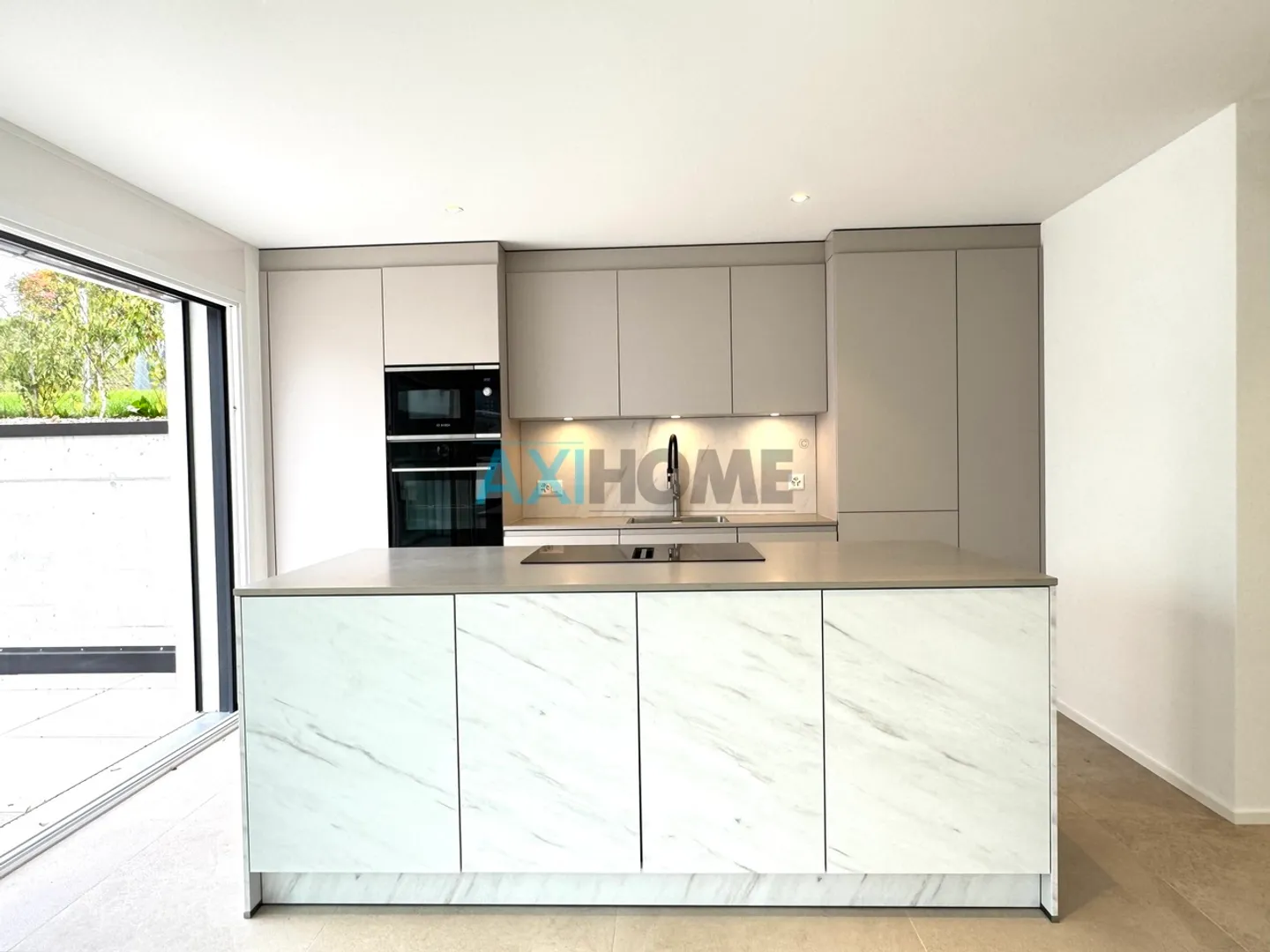 Moderne Villa mit Panoramablick - Foto 6 von 24