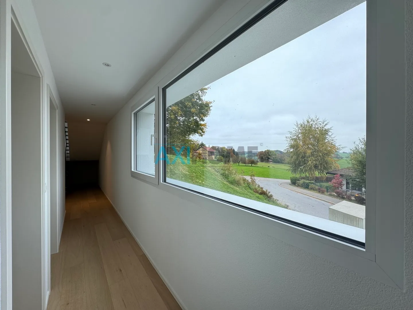 Moderne Villa mit Panoramablick - Foto 15 von 24