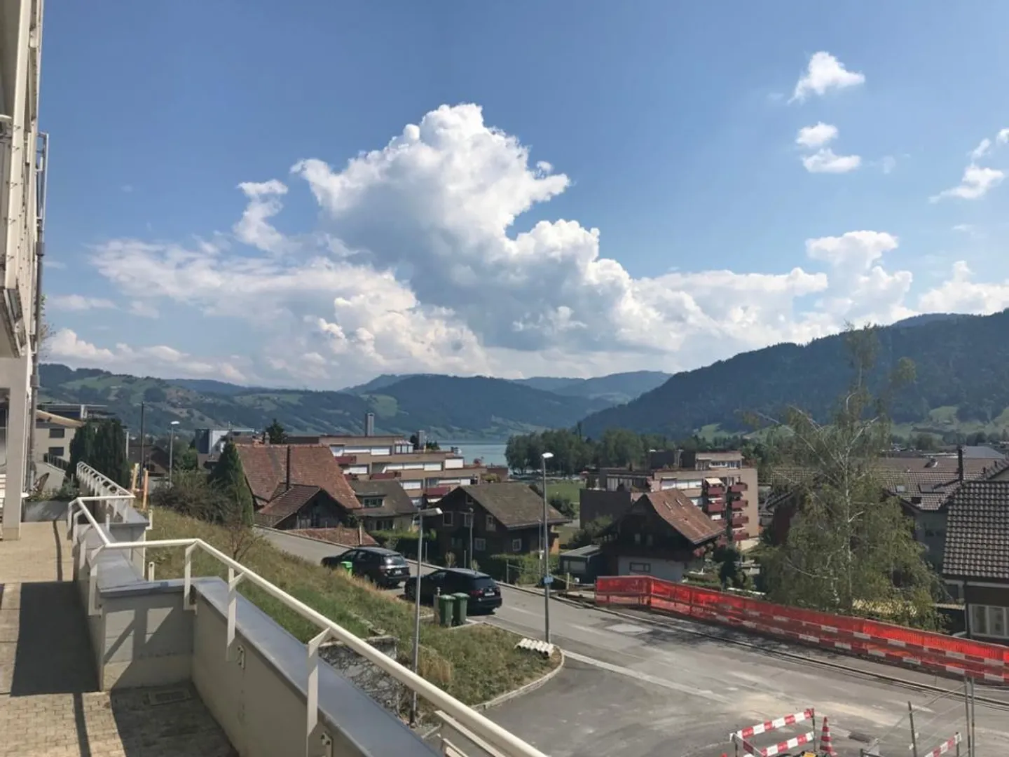 Incantevole appartamento a Unterägeri - Foto 2 di 6