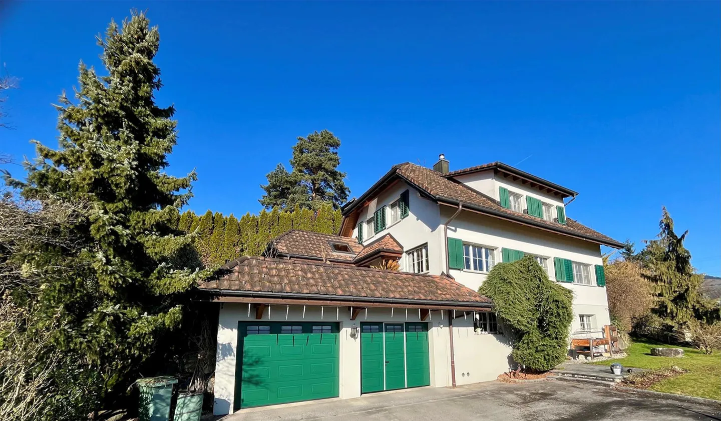 6-room single-family house with breathtaking views - Photo 1 of 7